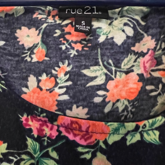 Rue21. Small. Blue & Floral Sundress. - Picture 3 of 4